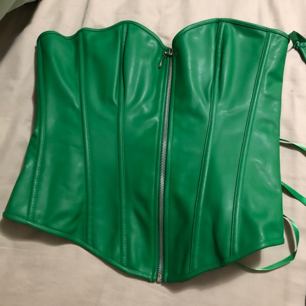 Green XXL Corset with Extras